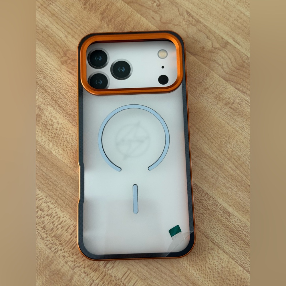 NWOT Case iPhone 17 Pro Max Cosmic Orange ChubbyArmor Snap Pro Clip